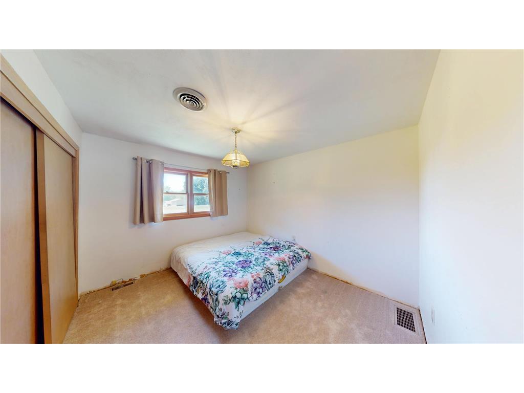 101 Center Street Freeborn MN 56032 7094539 image13