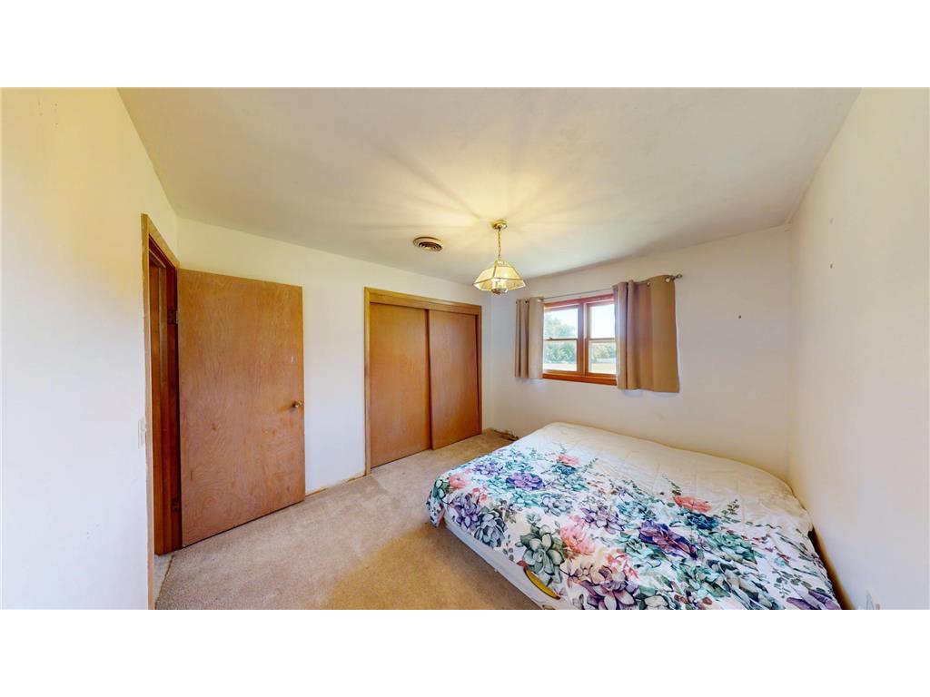 101 Center Street Freeborn MN 56032 7094539 image14