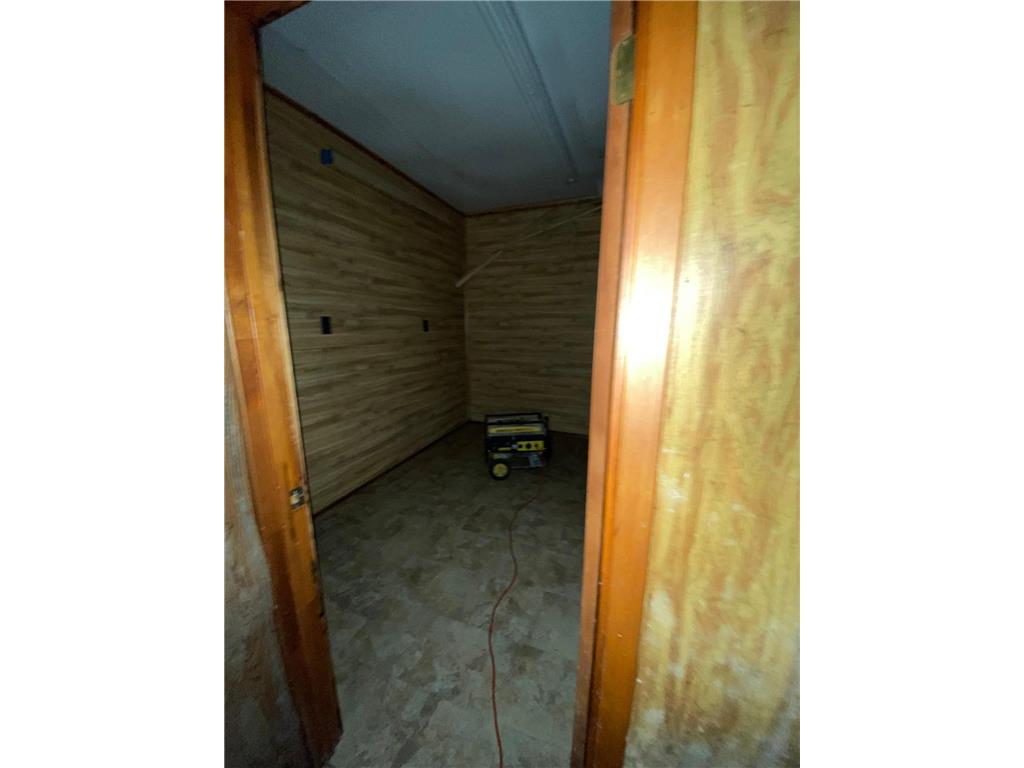 101 Central Avenue S Geneva MN 56035 6604613 image26