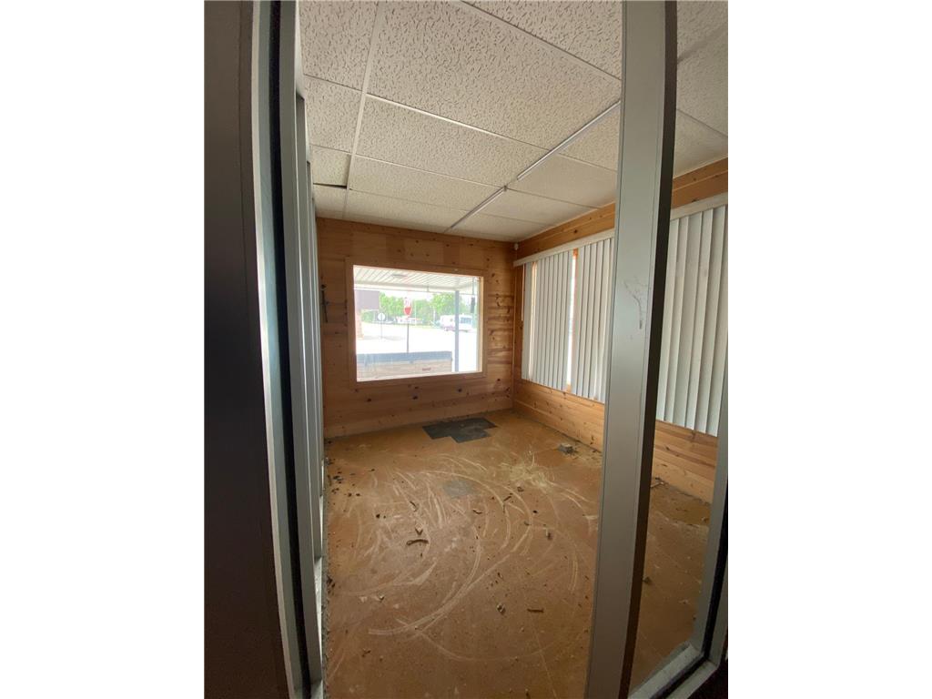 101 Central Avenue S Geneva MN 56035 6604613 image7