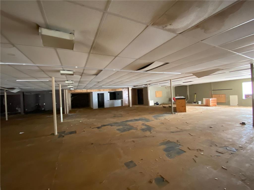 101 Central Avenue S Geneva MN 56035 6604613 image9