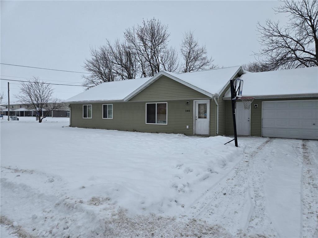 101 Connie Lane Eagle Lake MN 56024 6825281 image1
