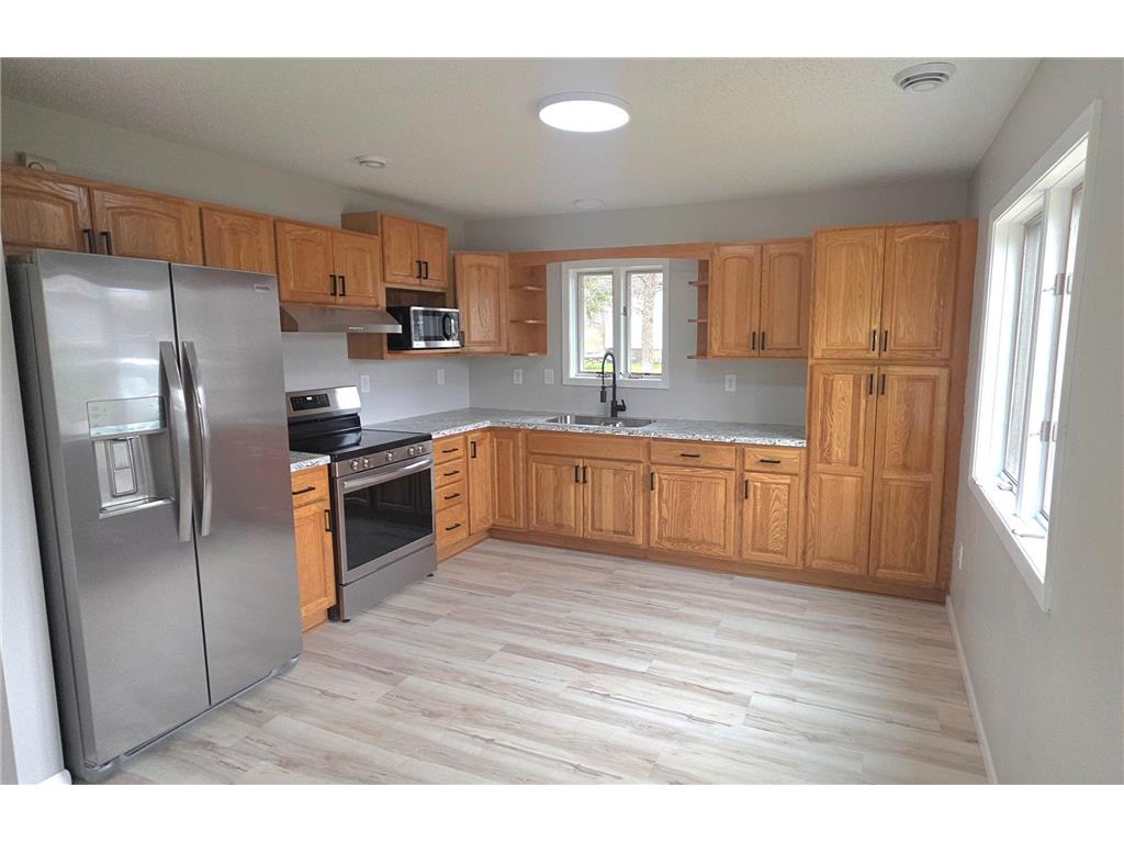 101 E 45th Street Hibbing MN 55746 7062496 image2