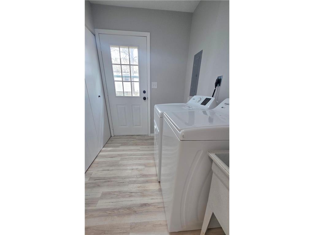 101 E 45th Street Hibbing MN 55746 7062496 image8