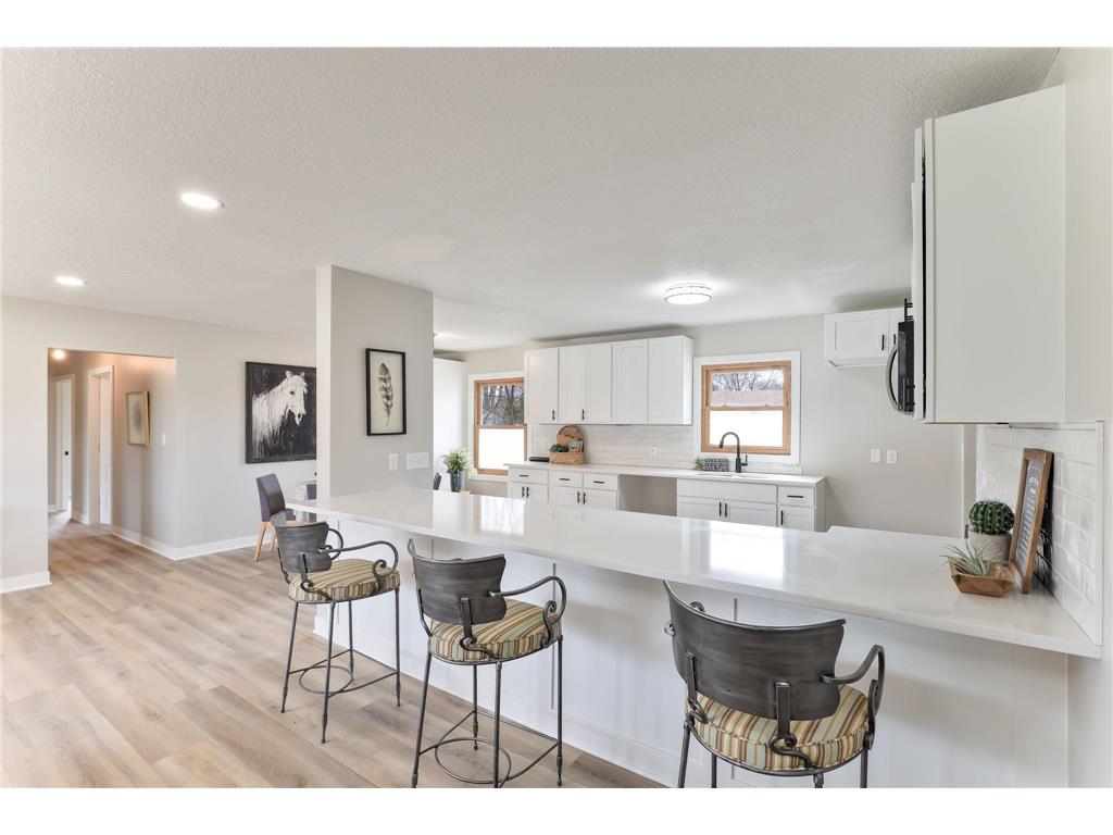 101 E 98th Street Bloomington MN 55420 6706394 image1