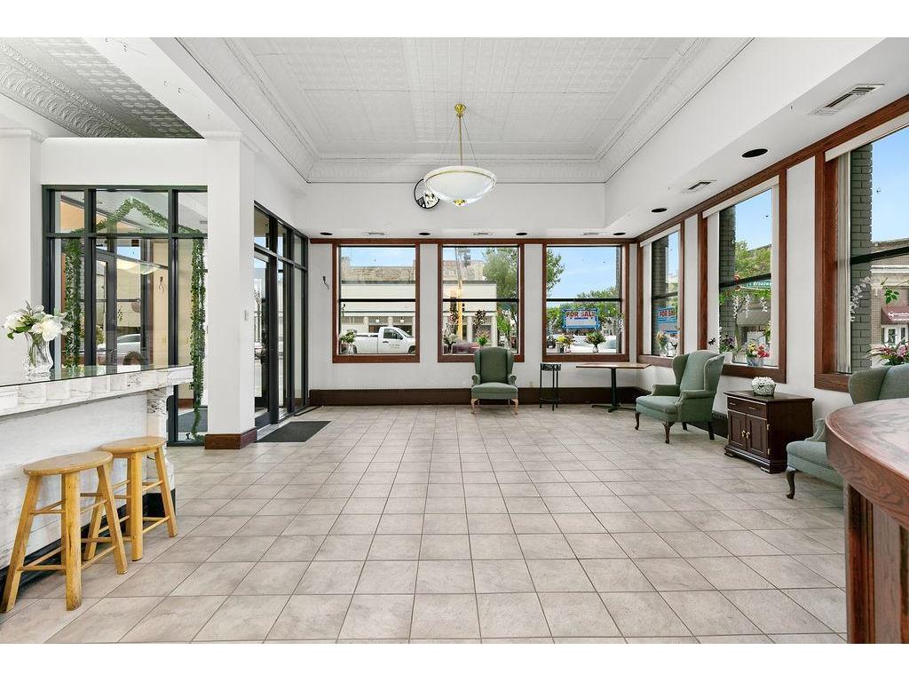 101 E Broadway Little Falls MN 56345 6741120 image6