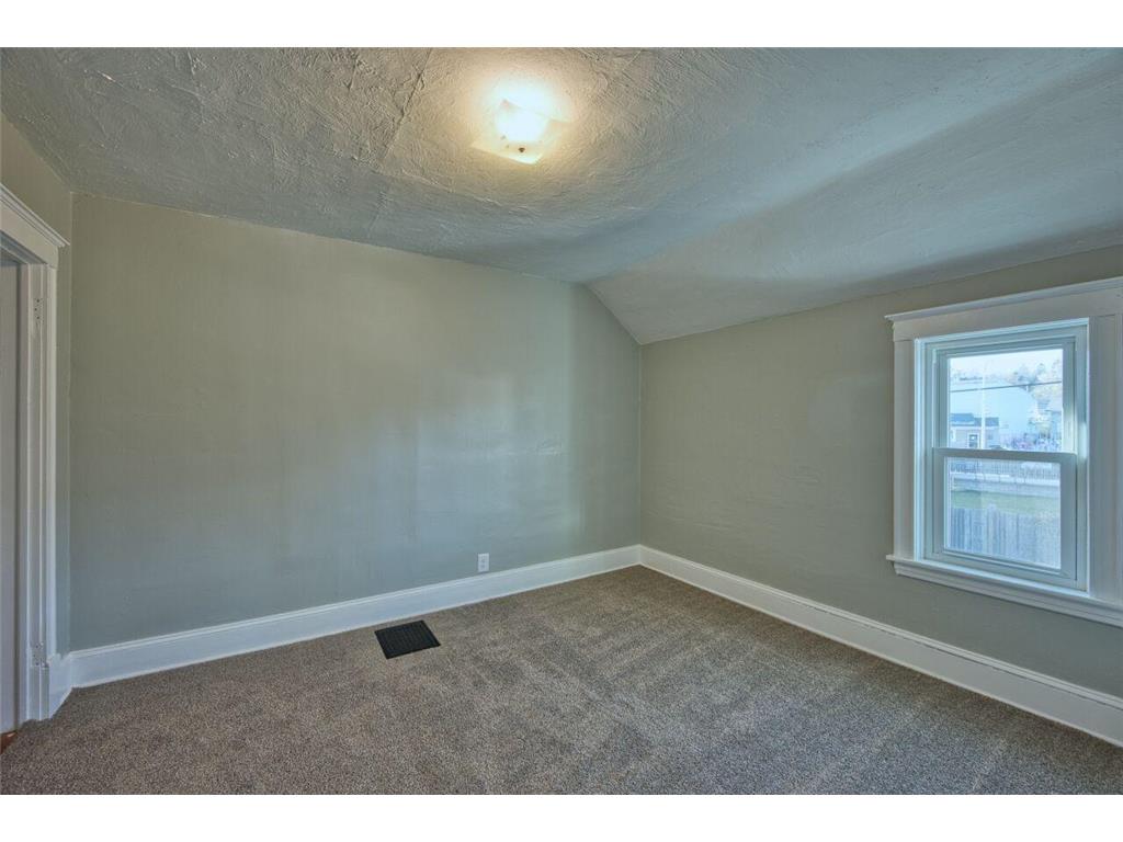 101 E Minnesota Avenue Gilbert MN 55741 7045492 image19