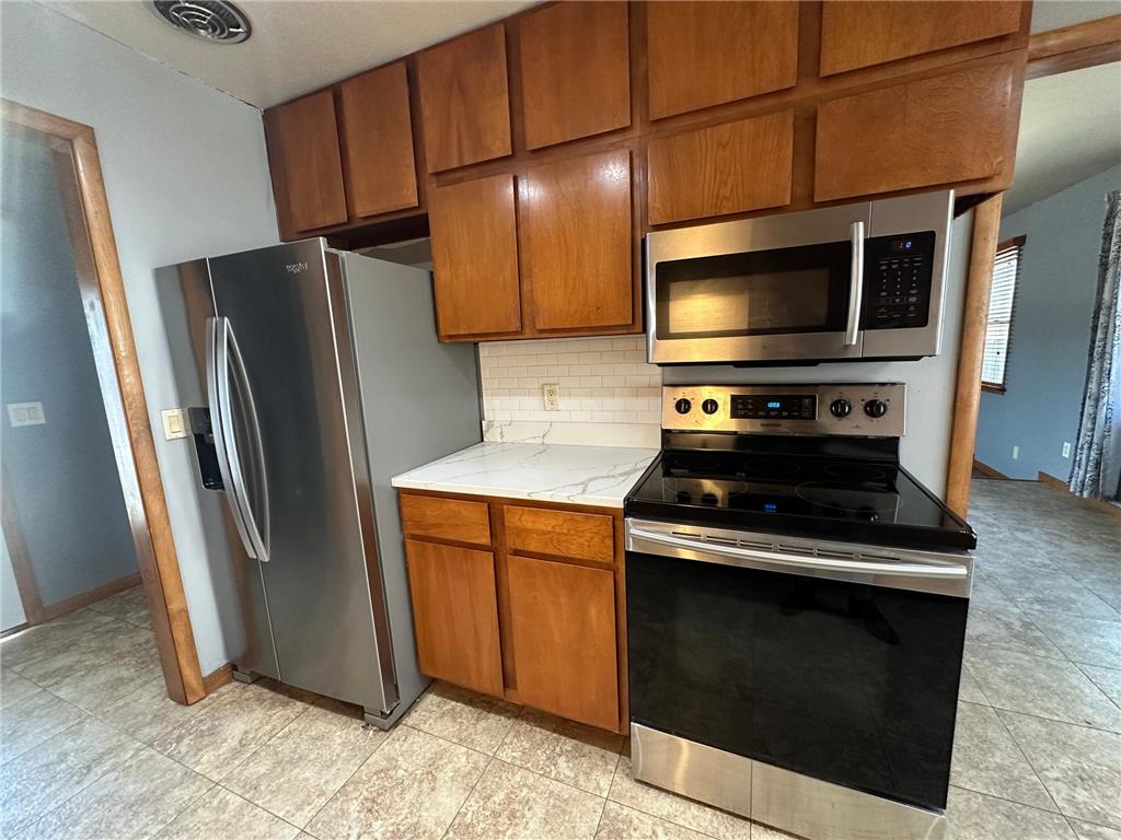 101 E Virginia Street Luverne MN 56156 7023578 image7