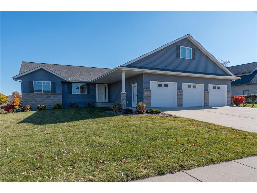 101 Grovebrook Drive Mankato MN 56001 6814648 image1