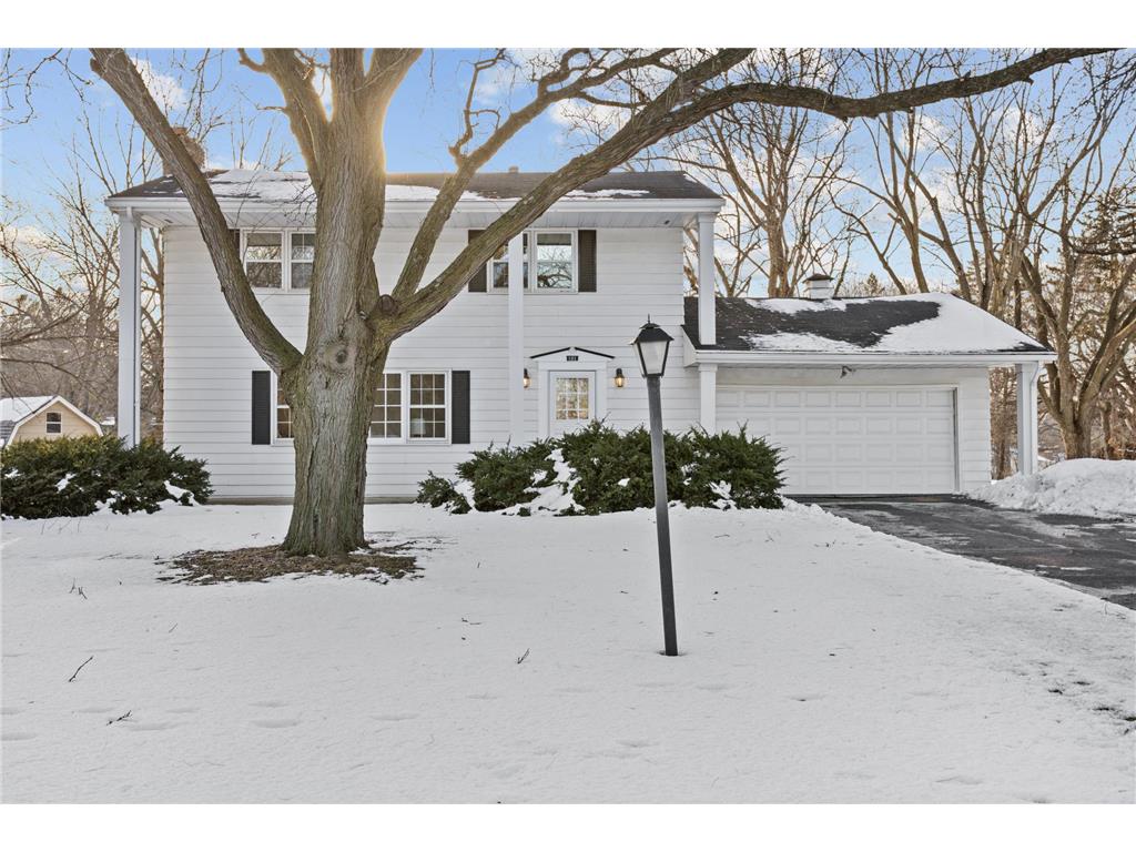 101 Heritage Circle N Burnsville MN 55337 7007658 image1