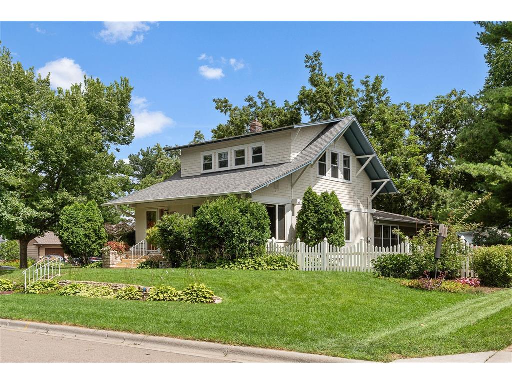 101 Holly Road Hopkins MN 55343 6570377 image1