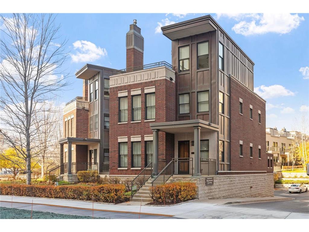 101 Main Street NE #1 Minneapolis MN 55413 6592151 image1