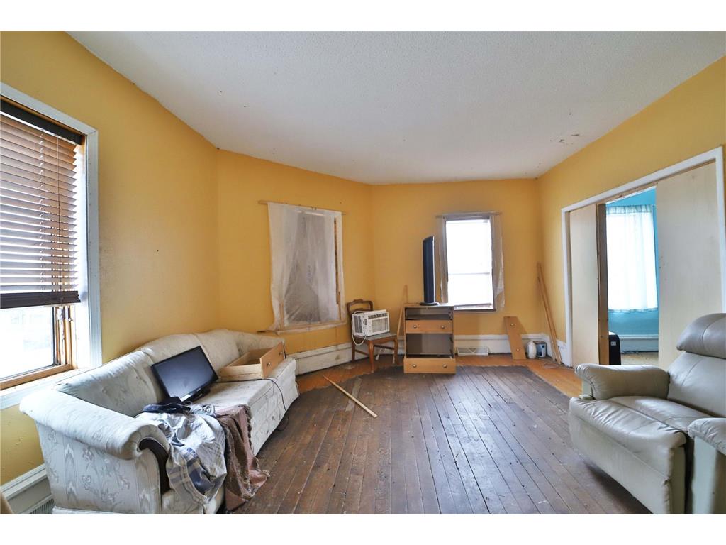 101 Main Street W Eagle Bend MN 56446 6801980 image10