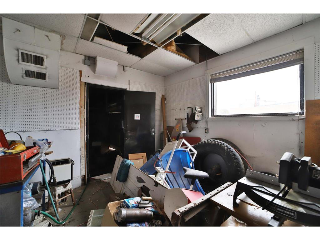 101 Main Street W Eagle Bend MN 56446 6801980 image17