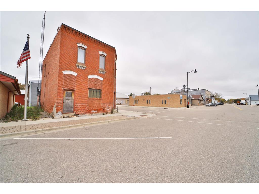 101 Main Street W Eagle Bend MN 56446 6801980 image22