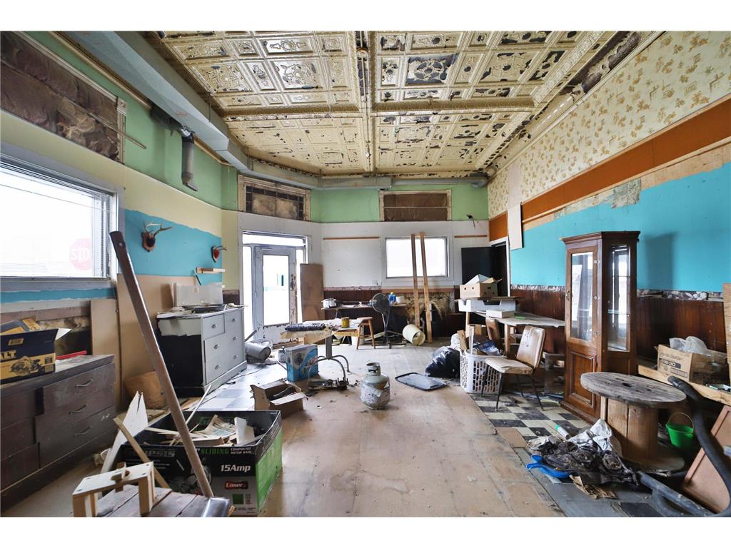 101 Main Street W Eagle Bend MN 56446 6801980 image4