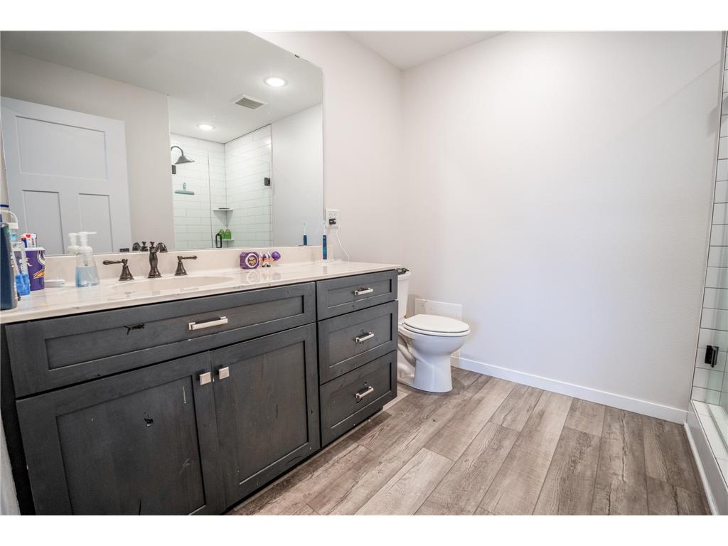 101 Meadow Lane New London MN 56273 7047989 image21