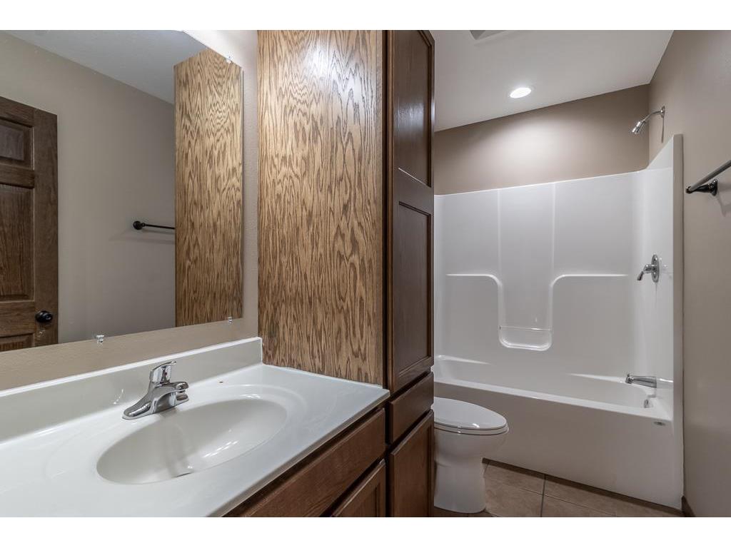 101 N Duck Lake Avenue Madison Lake MN 56063 6780046 image14