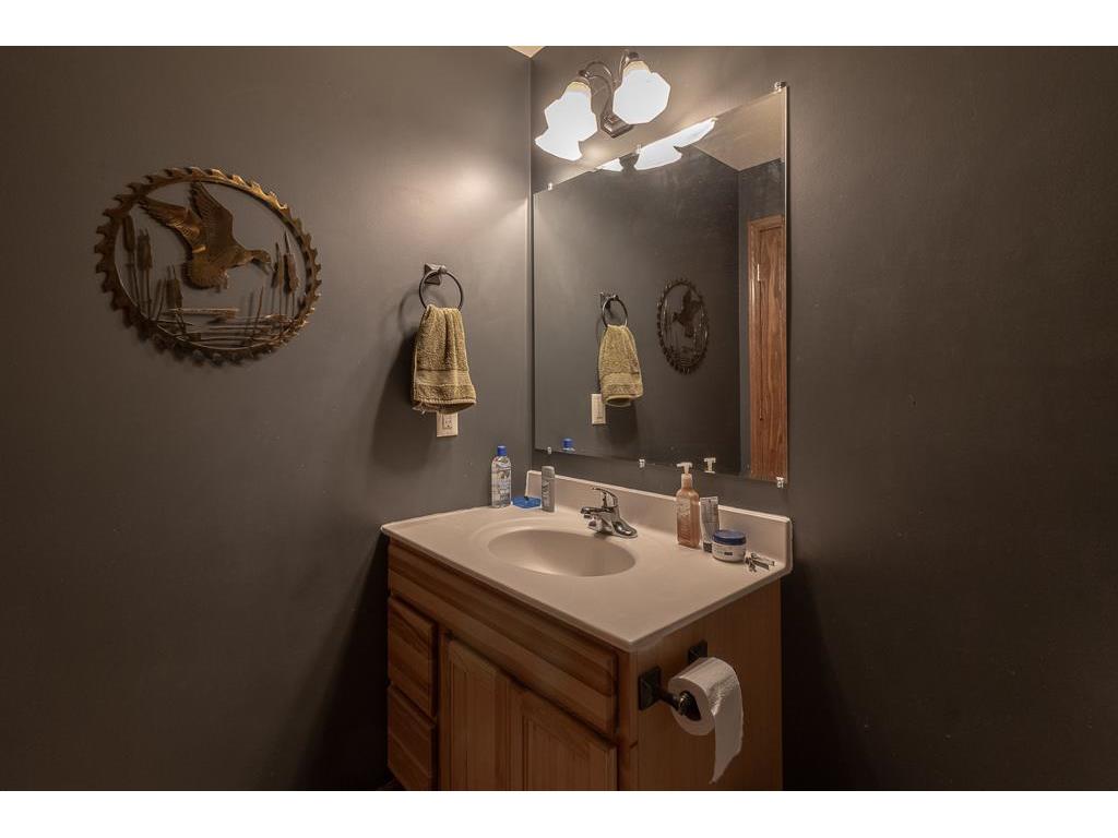 101 N Duck Lake Avenue Madison Lake MN 56063 6780046 image28