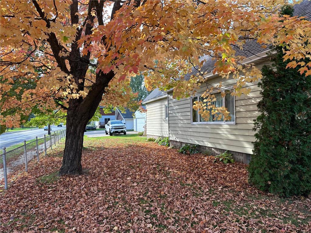 101 N Fayal Avenue Eveleth MN 55734 7054024 image2