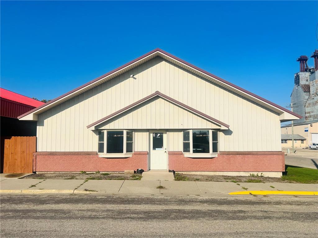 101 N Main Street Chokio MN 56221 6792728 image1