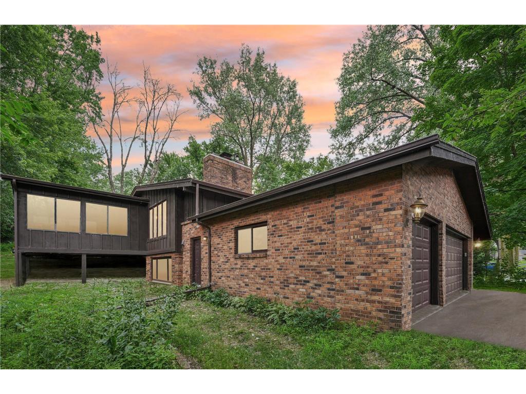 101 Oak Shore Drive Burnsville MN 55306 6693427 image1