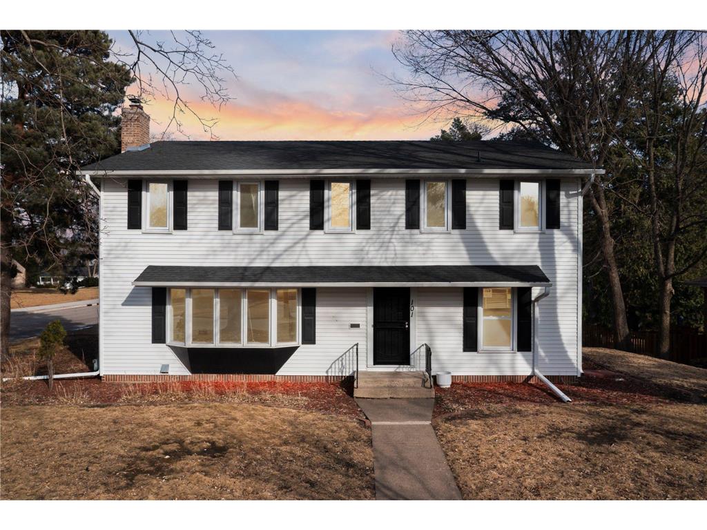 101 Oakwood Road Hopkins MN 55343 6682936 image1