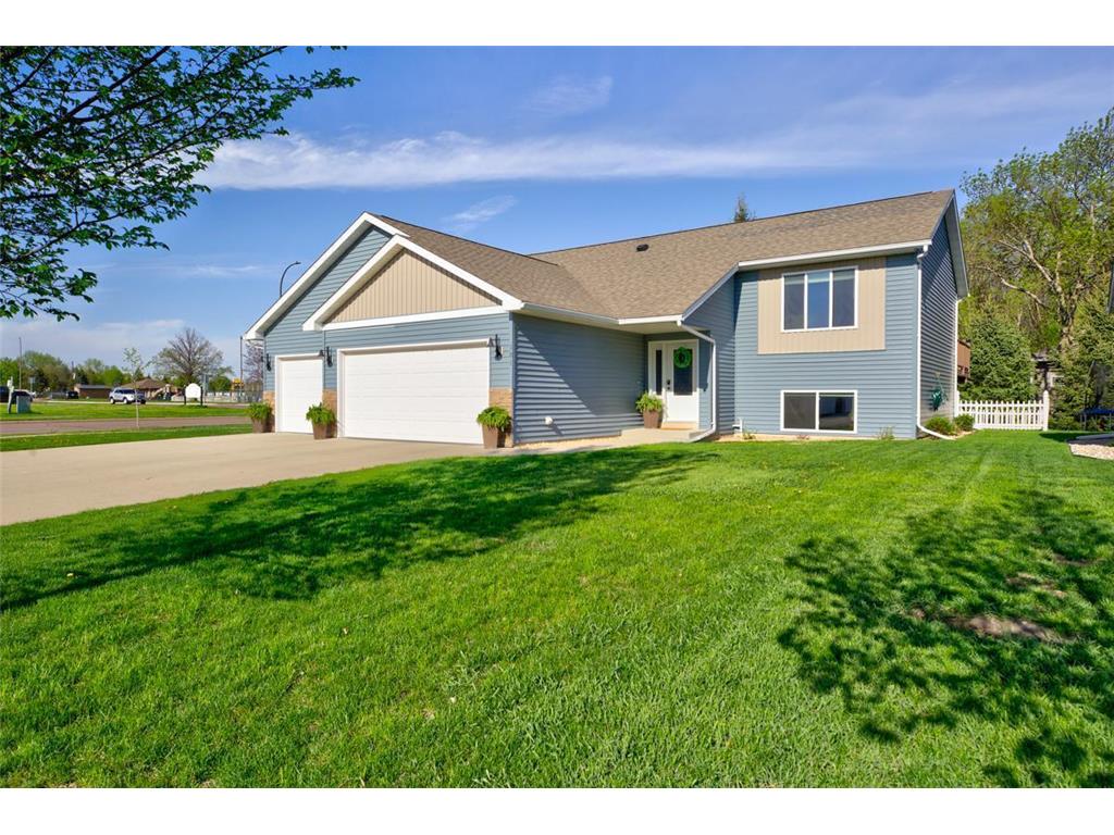 101 Peridot Court, Mankato, MN 56001 MLS 6187258 Edina Realty