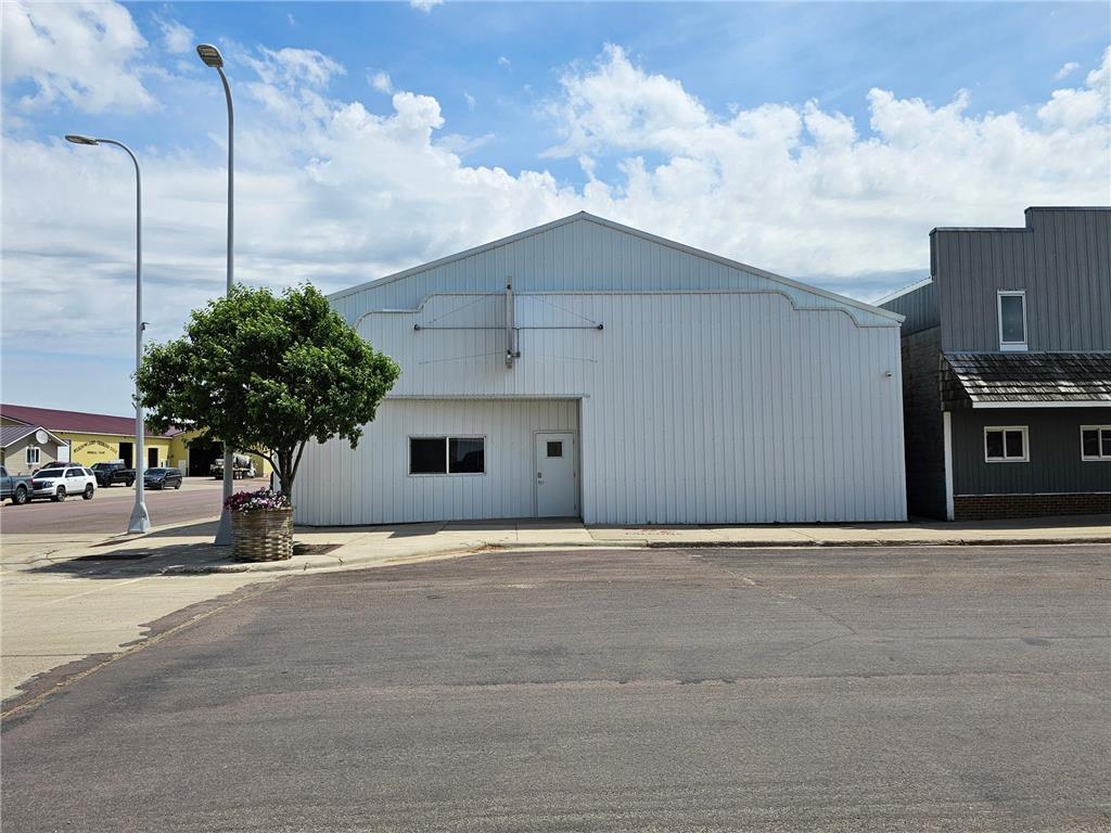 101 S Main Street Lamberton MN 56152 7086559 image3