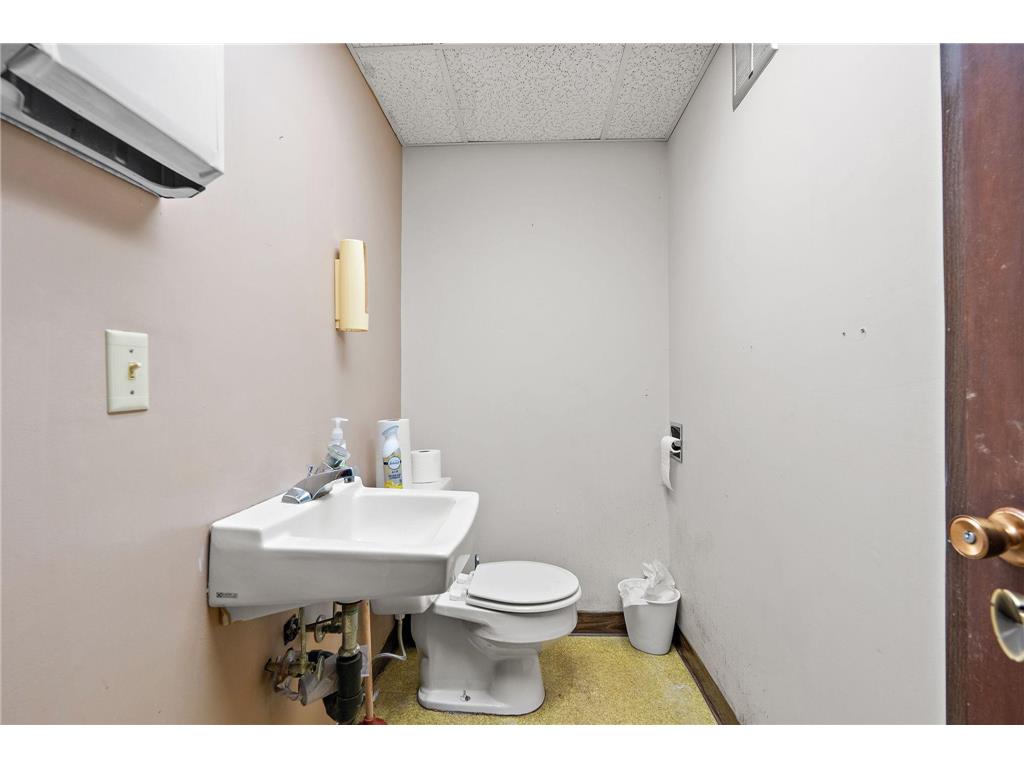 101 S Main Street Pine Island MN 55963 6785824 image21