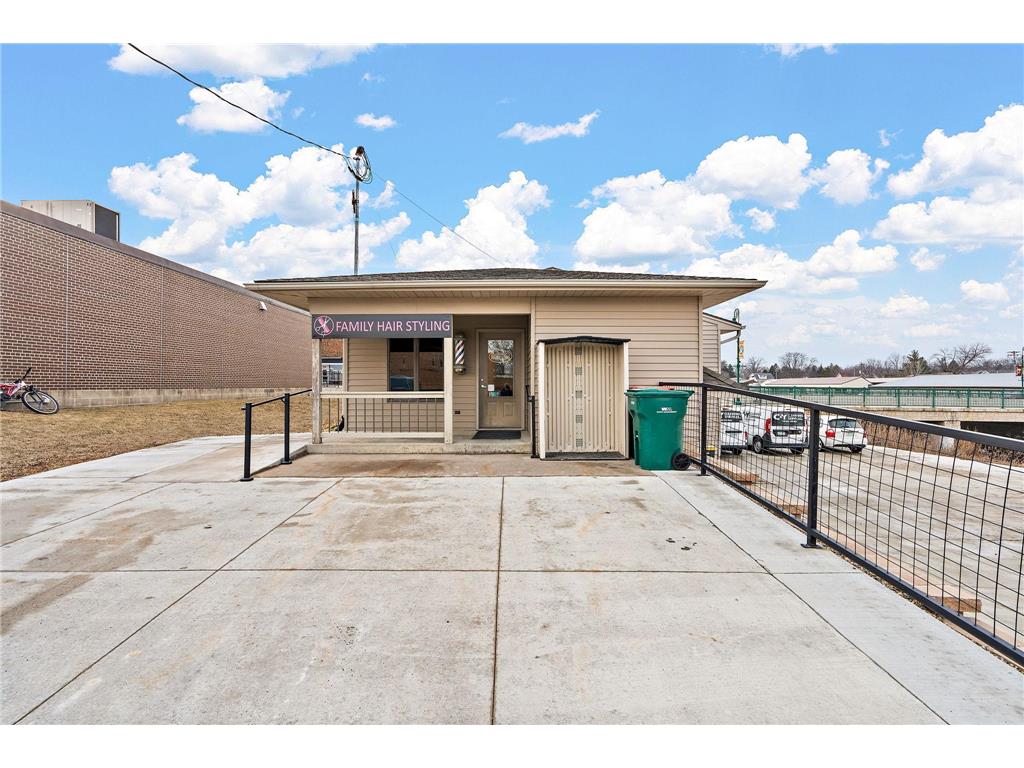 101 S Main Street Pine Island MN 55963 6785824 image38