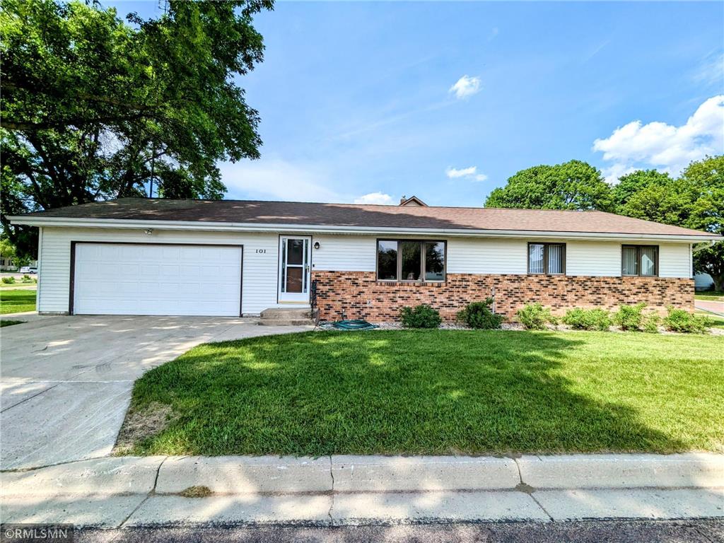 101 SE 5th Avenue Fairfax MN 55332 6378710 image1