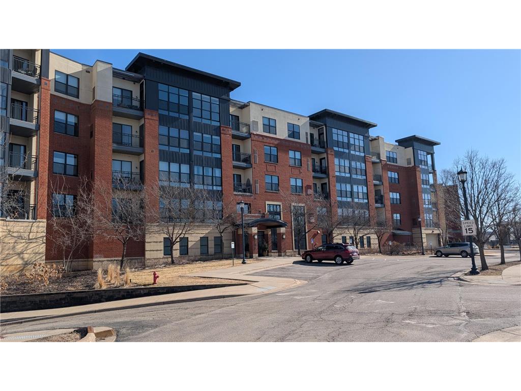 101 Saint Olaf Avenue #413 Northfield MN 55057 - Cannon River 7018603 image1