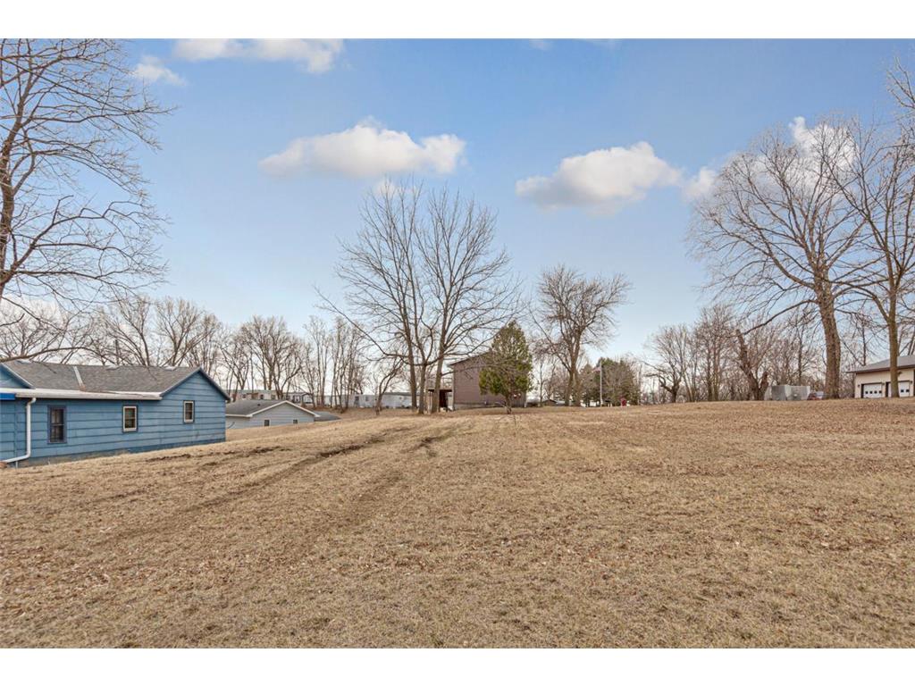 101 State Highway 60 E Elysian MN 56028 - Elysian Lake 7110004 image6