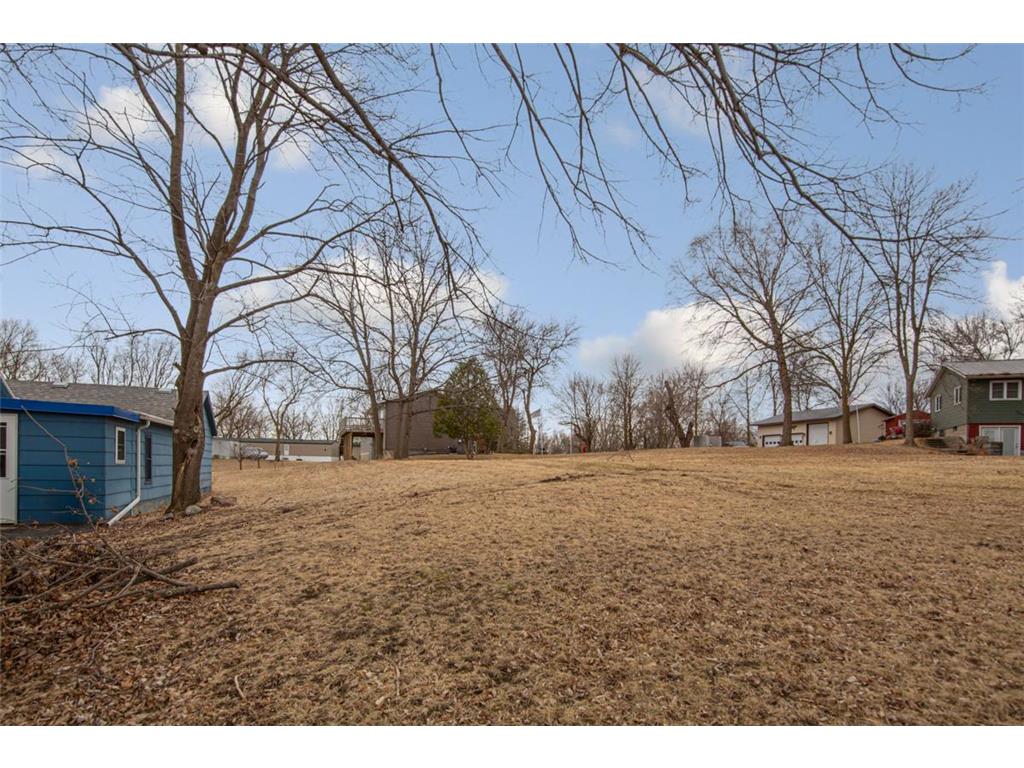 101 State Highway 60 E Elysian MN 56028 - Elysian Lake 7110004 image7