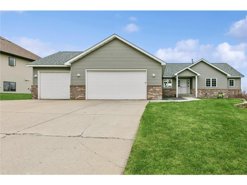 101 Sunrise Heights Circle, Buffalo, MN, 55313 MLS 6349416 Edina