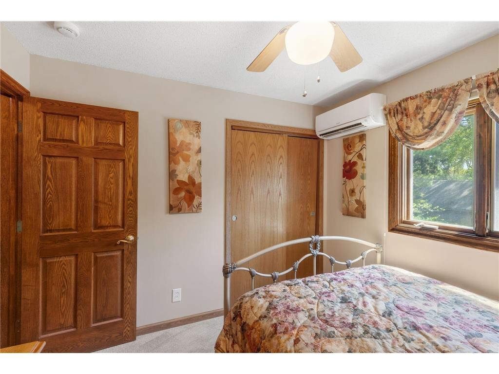 101 Timberland Drive Burnsville MN 55337 7072632 image18