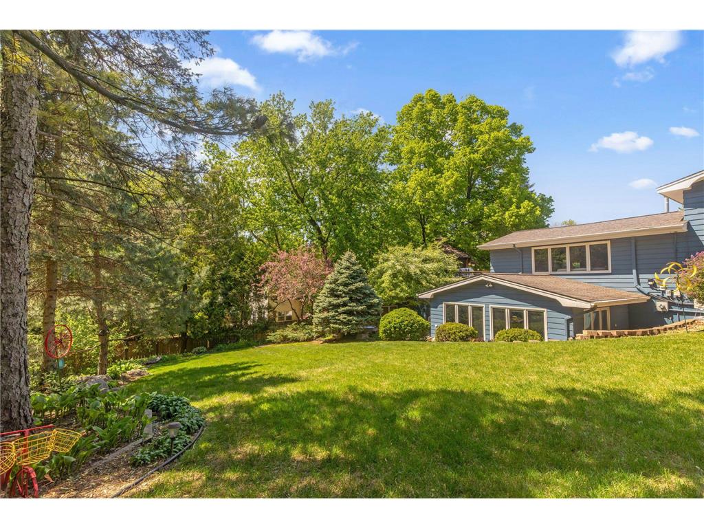 101 Timberland Drive Burnsville MN 55337 7072632 image33