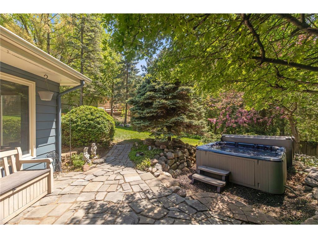 101 Timberland Drive Burnsville MN 55337 7072632 image43