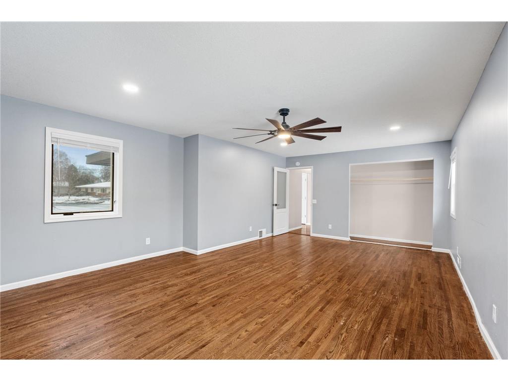 101 W 93rd Street Bloomington MN 55420 7033892 image16