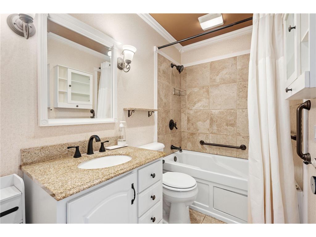 101 W 93rd Street Bloomington MN 55420 7033892 image26