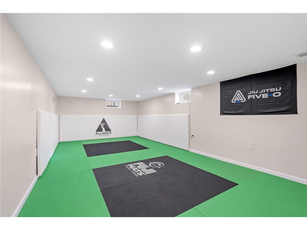 101 W 93rd Street Bloomington MN 55420 7033892 image28