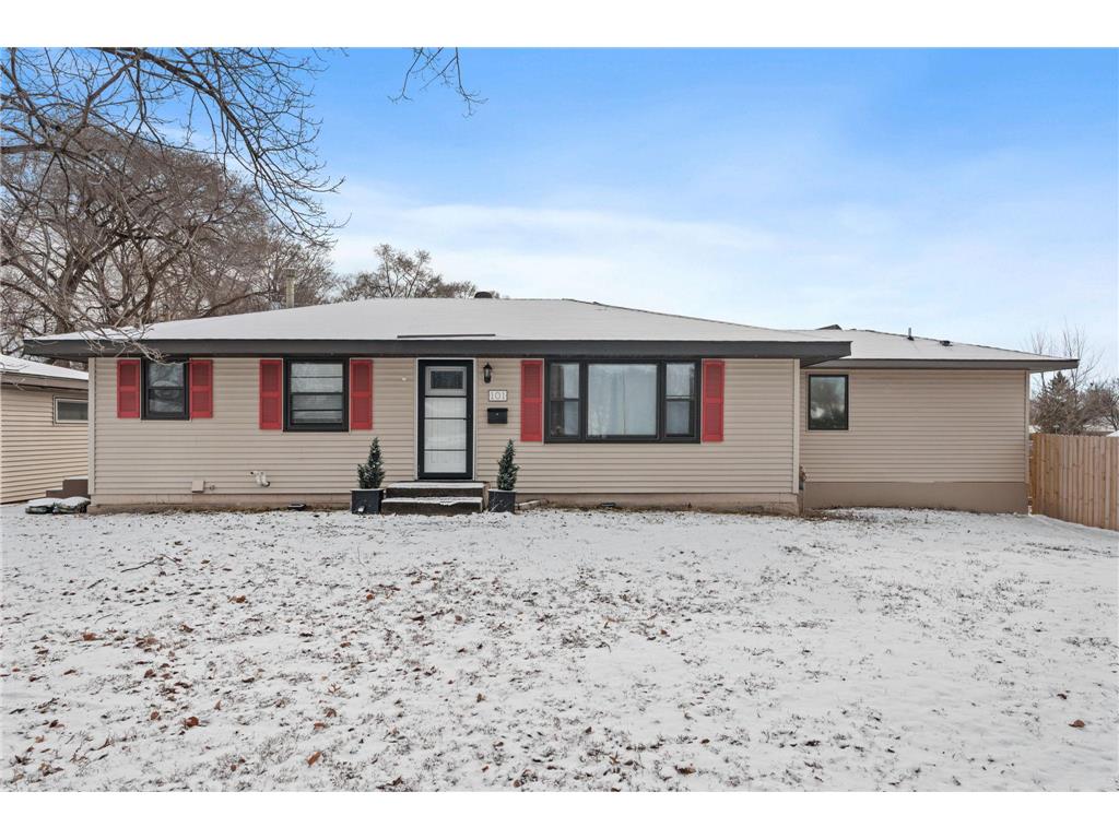 101 W 93rd Street Bloomington MN 55420 7033892 image3