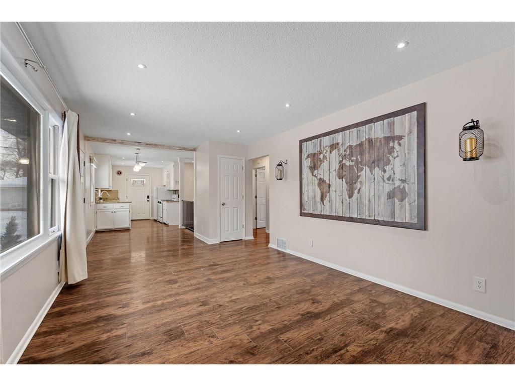 101 W 93rd Street Bloomington MN 55420 7033892 image4