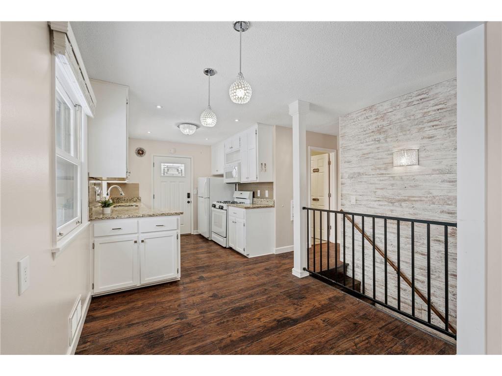 101 W 93rd Street Bloomington MN 55420 7033892 image9