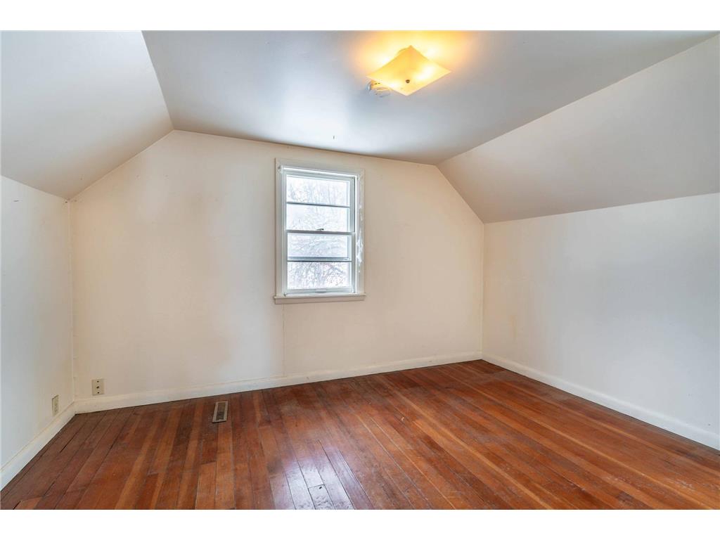 101 W Broadway Elizabeth MN 56533 6825668 image15