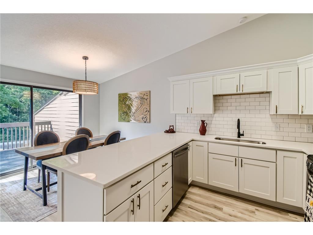 101 W Eagle Lake Drive Maple Grove MN 55369 6591427 image1