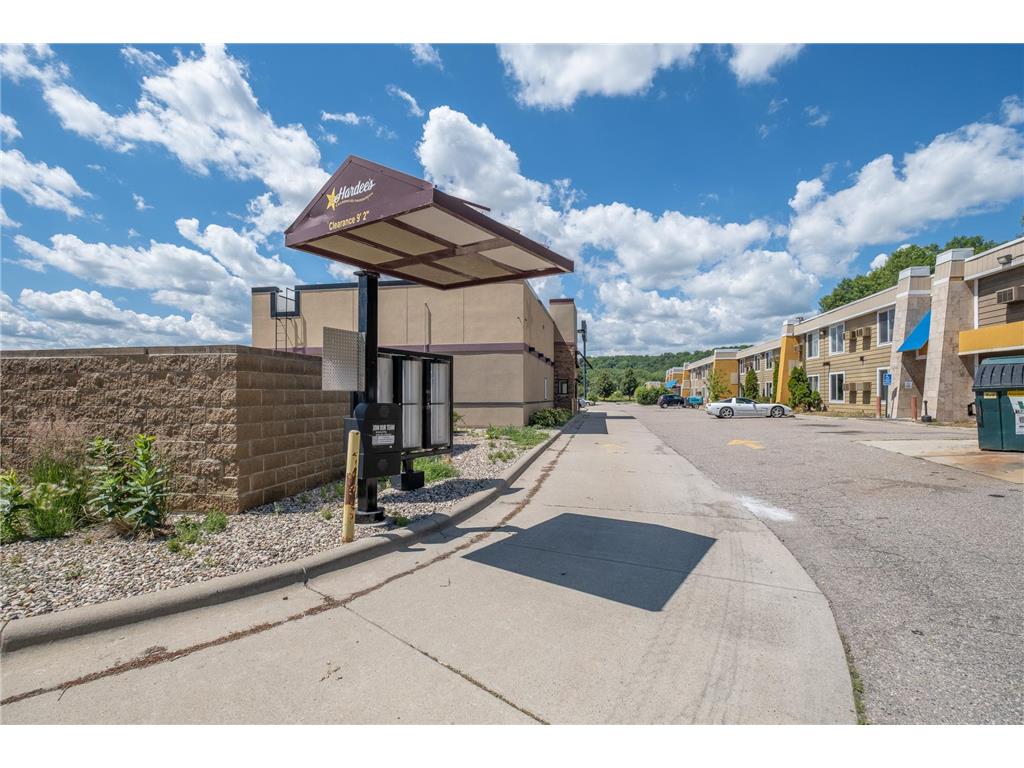 101 W Lind Court Mankato MN 56001 7100613 image24