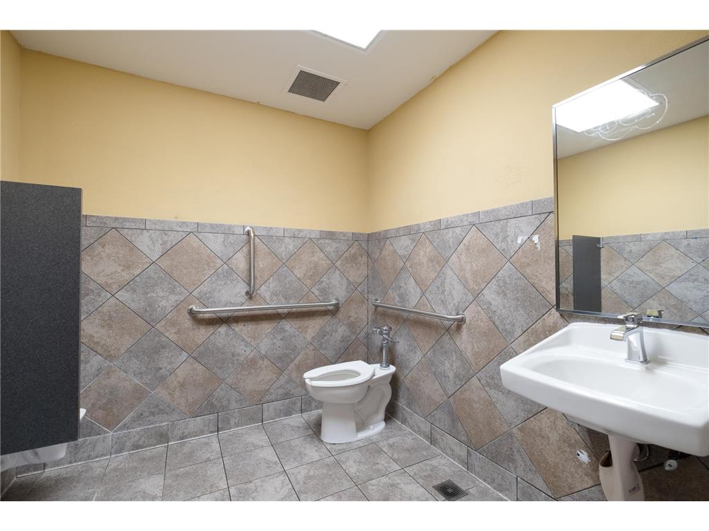 101 W Lind Court Mankato MN 56001 7100613 image40