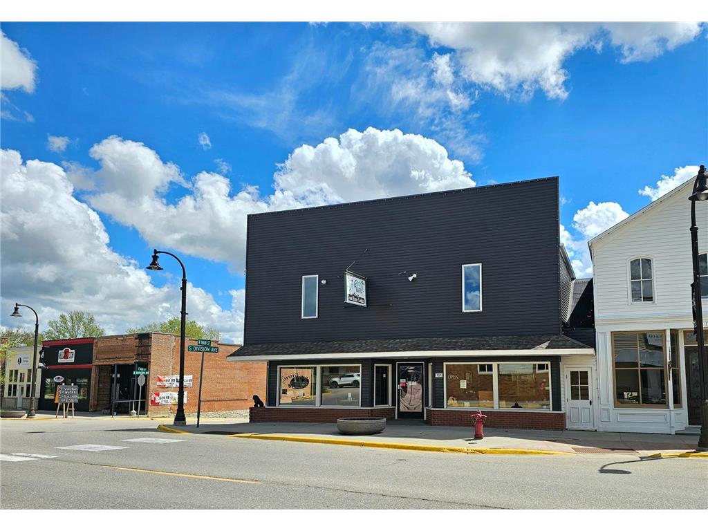 101 W Main Street Spring Grove MN 55974 7020068 image2